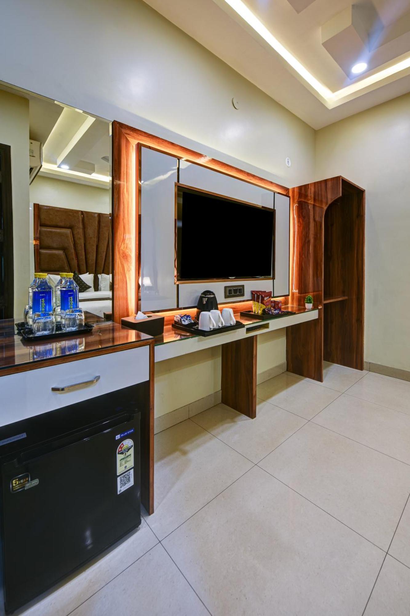 New Frontier - 2 Mins From Old Delhi Railway Station & Chandni Chowk Luaran gambar